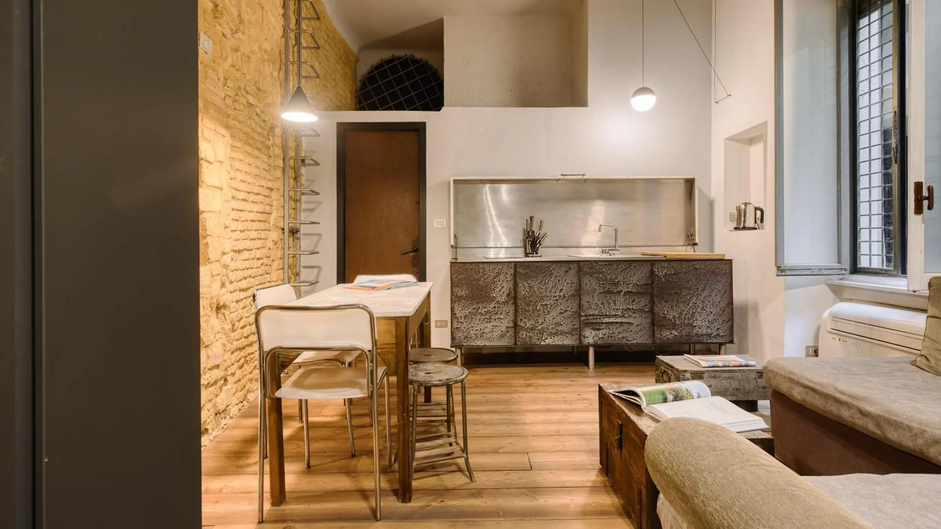 Brerart Maison Milano 0*,